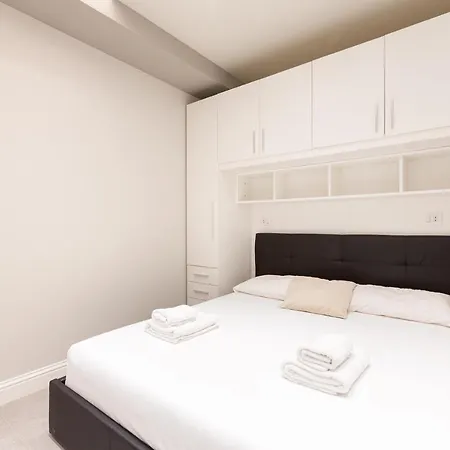 Design Milano-moscova With Shared Terrace דירה מילאנו