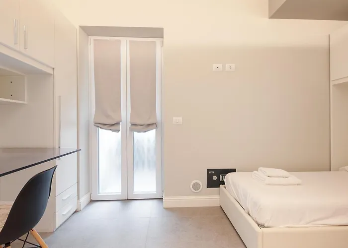Apartment Design Milano-moscova With Shared Terrace Milan