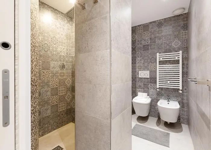Apartment Design Milano-moscova With Shared Terrace *